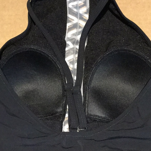 Gottex Profile 8 Labyrinth Halter Neck One Piece - Picture 11 of 11